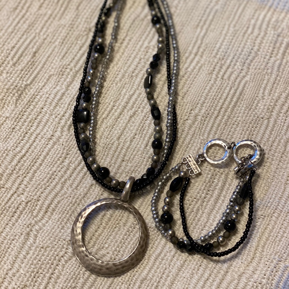 #5 Premier Designs Night Life necklace